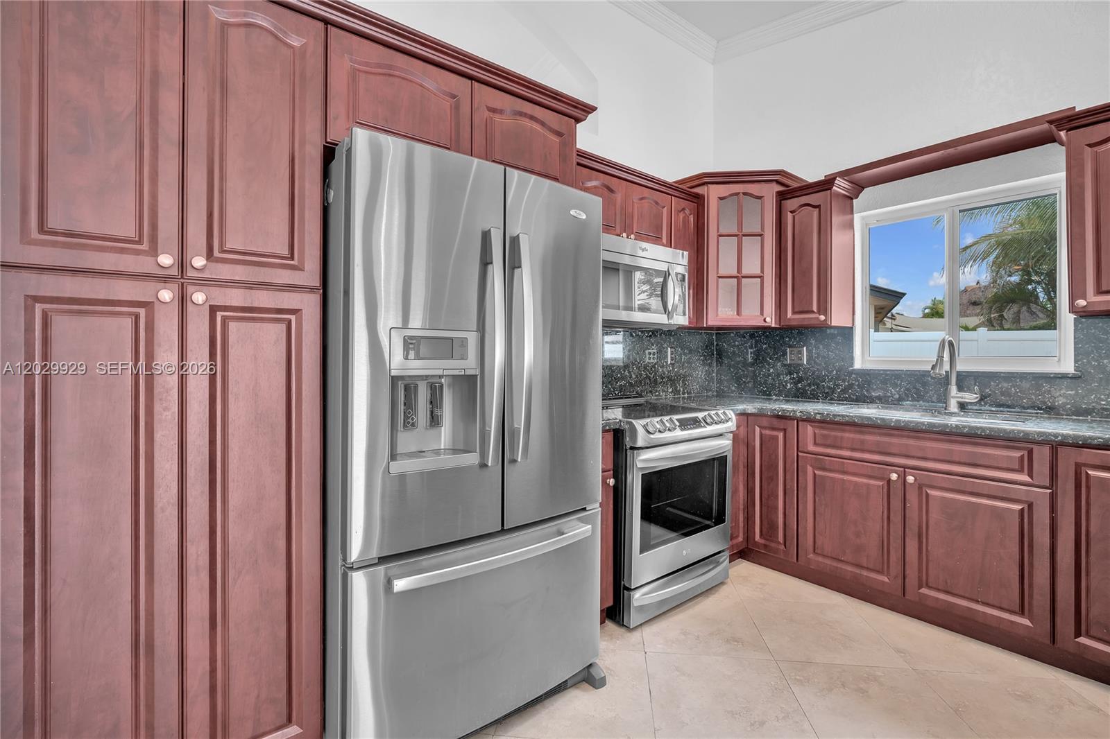 15715 Southwest 76th Terrace Miami, FL 33193 - Photo 12 of 40 Photo 12