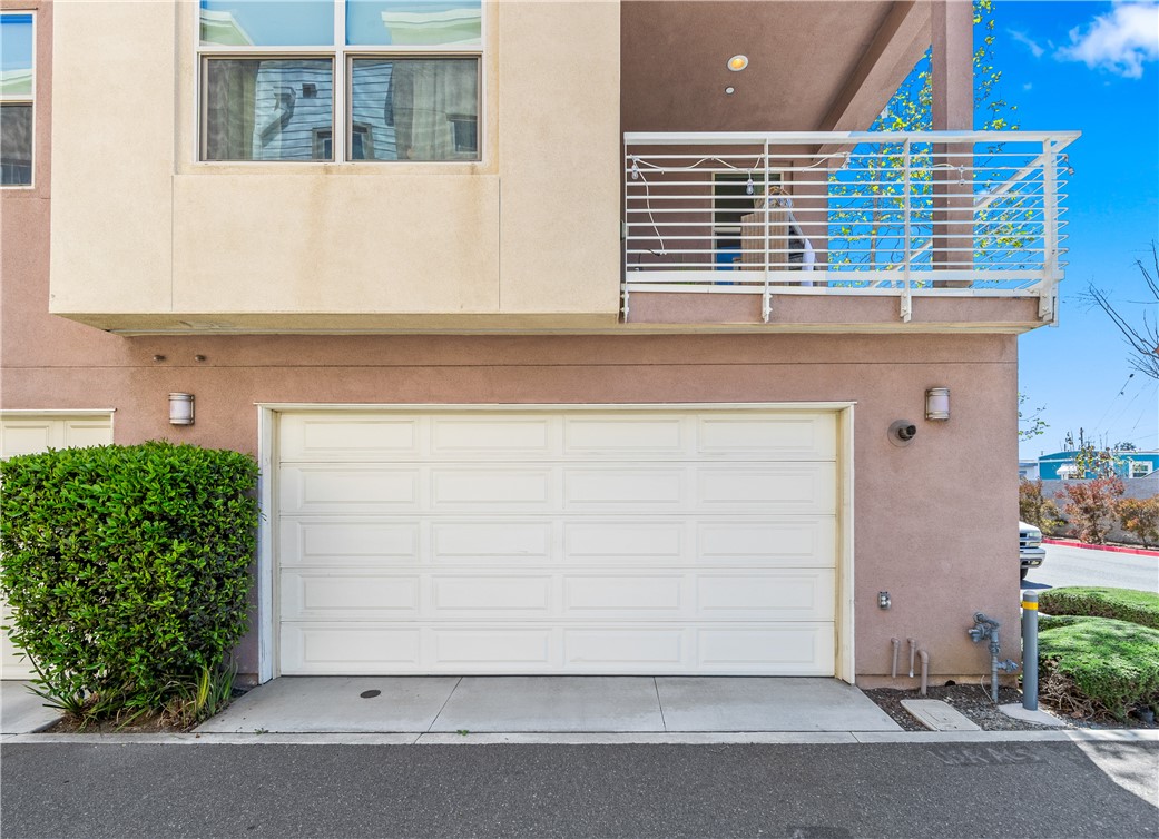 764 Colorado Circle Carson, CA 90745 - Photo 2 of 56 Corner unit with attached garage