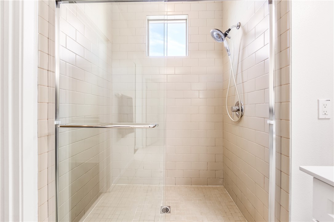 764 Colorado Circle Carson, CA 90745 - Photo 28 of 56 Shower detail for Bedroom #2
