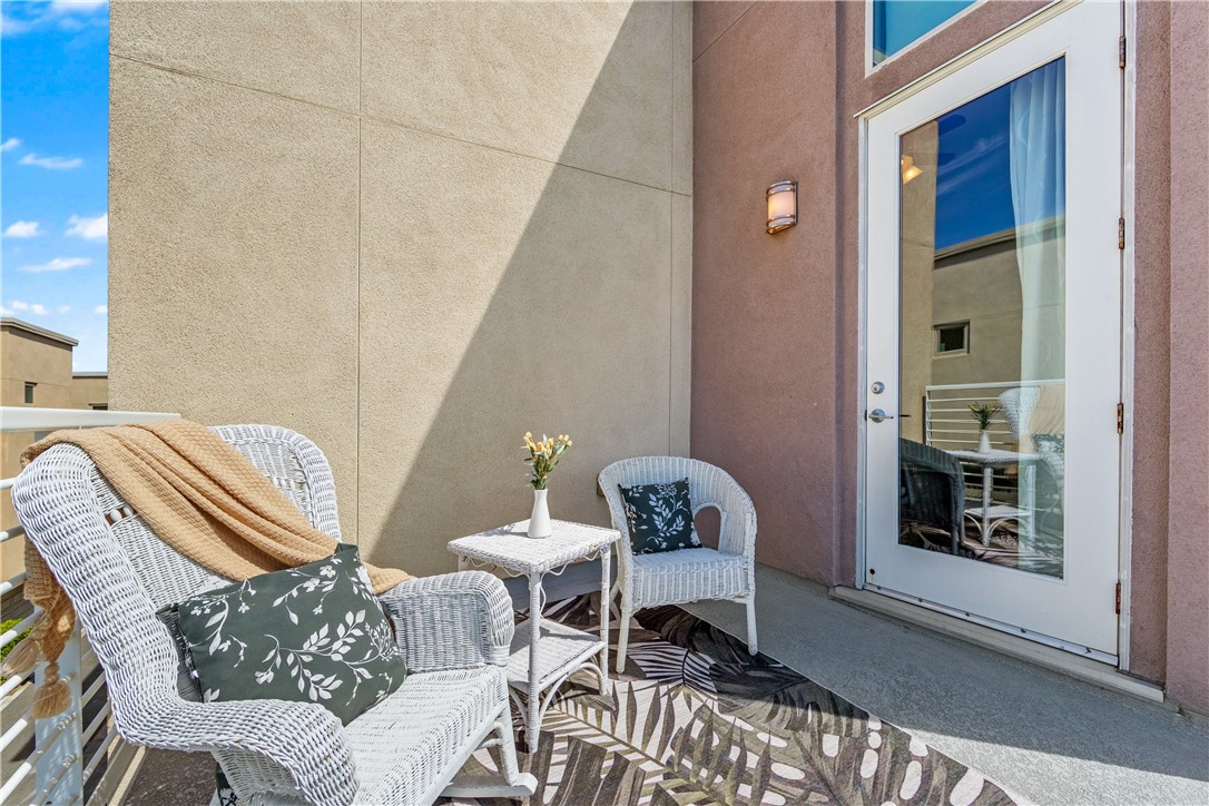 764 Colorado Circle Carson, CA 90745 - Photo 32 of 56 Balcony at bedroom #2