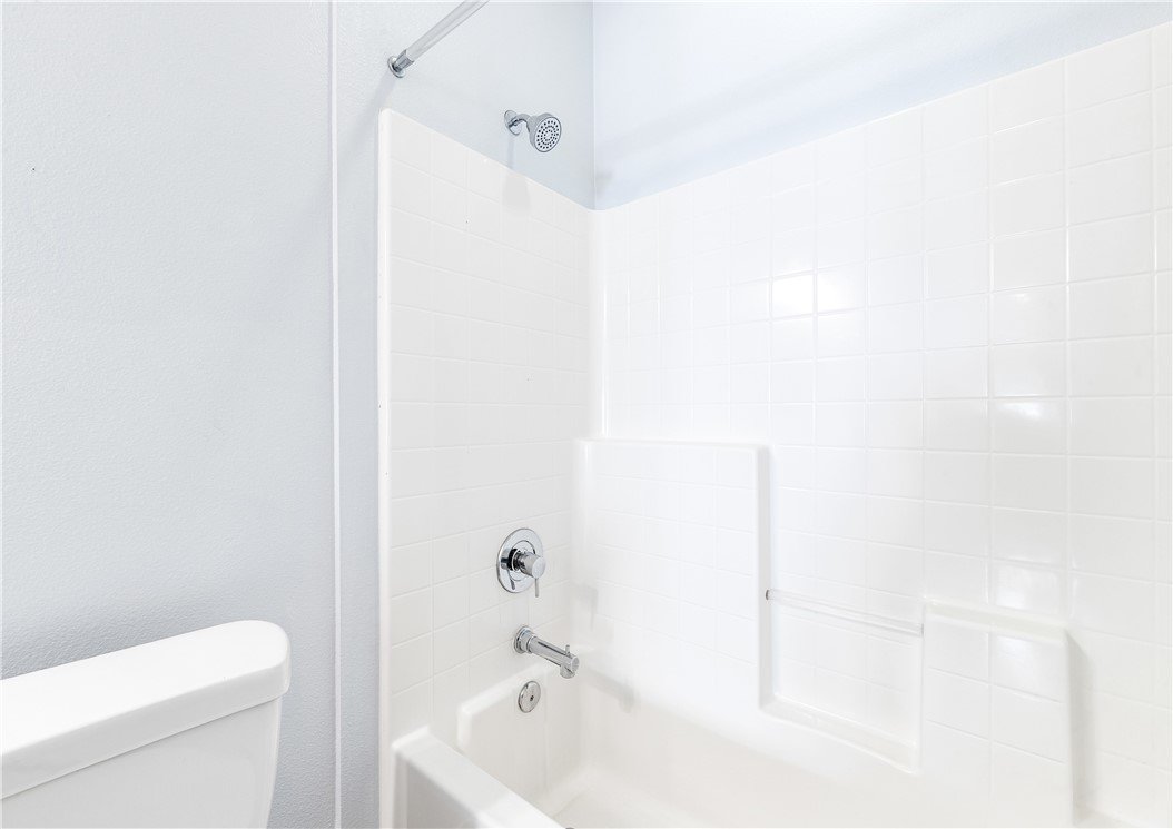 764 Colorado Circle Carson, CA 90745 - Photo 39 of 56 Bathroom #3 detail