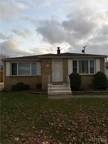 $230,000 | 157 Nadine Drive, Cheektowaga, NY 14225