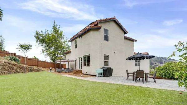 $999,900 | 2042 Cherokee Lane, Escondido, CA 92026
