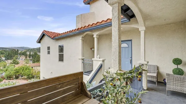 $999,900 | 2042 Cherokee Lane, Escondido, CA 92026
