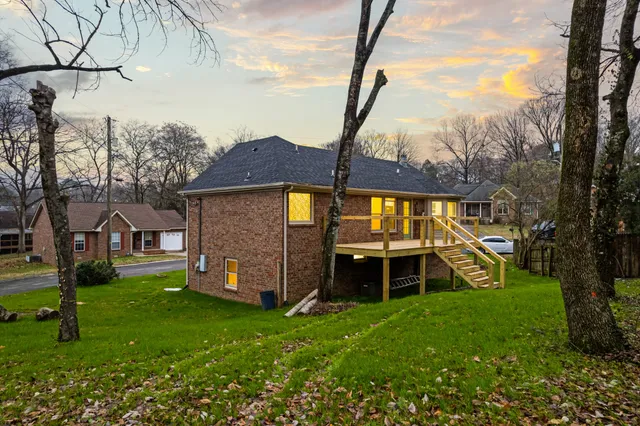 $449,999 | 800 Carlisle Court North, Nashville, TN 37214