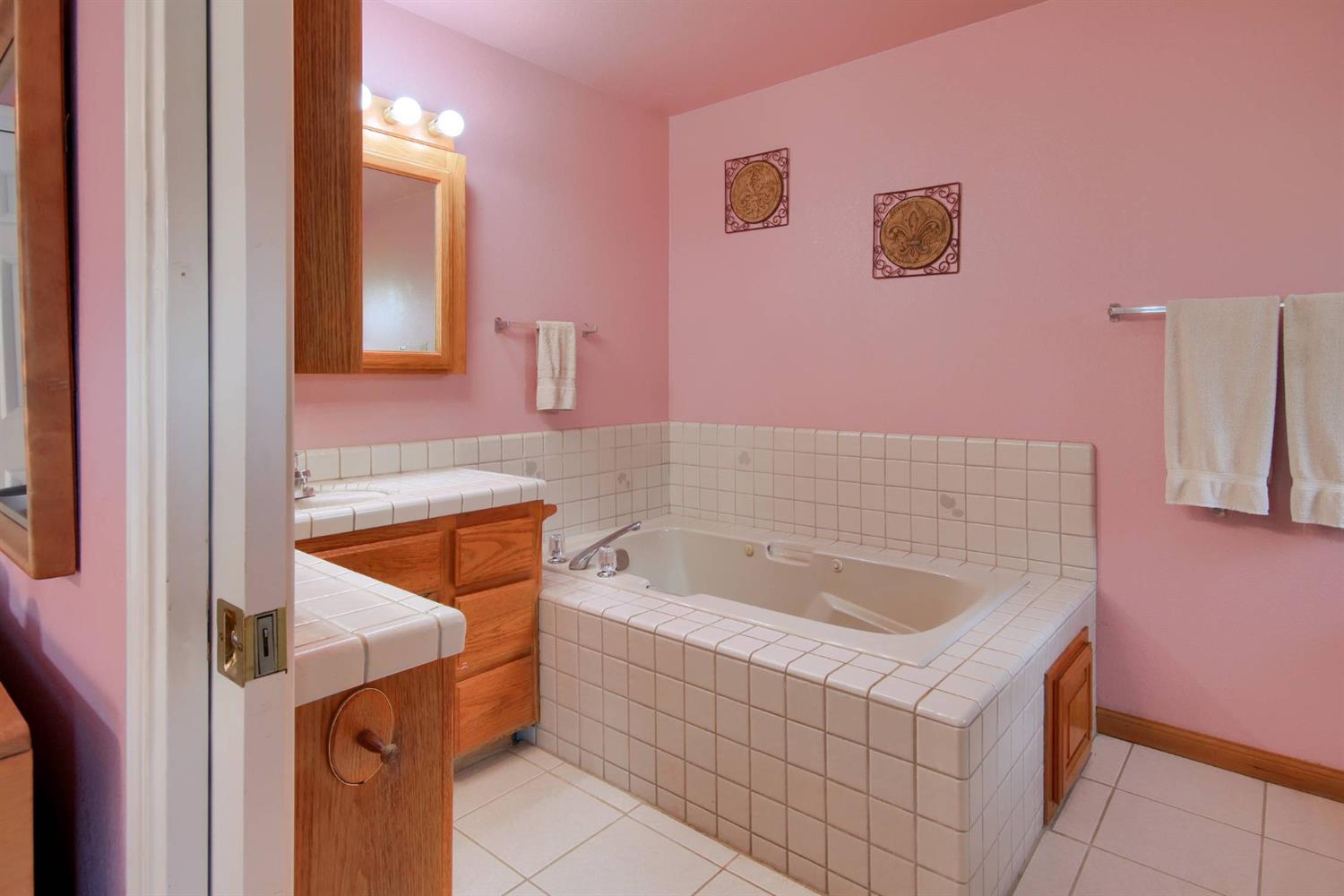 39875 Pine Ridge Way Oakhurst, CA 93644 - Photo 26 of 40 Gallery Image 26