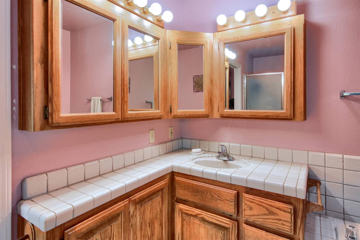 39875 Pine Ridge Way Oakhurst, CA 93644 - Photo 28 of 40 Gallery Image 28