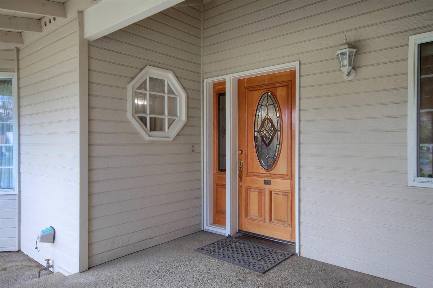 39875 Pine Ridge Way Oakhurst, CA 93644 - Photo 4 of 40 Gallery Image 4