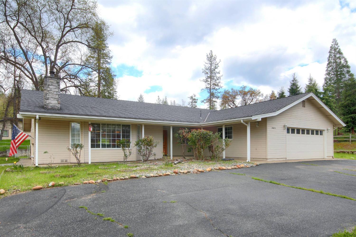 39875 Pine Ridge Way Oakhurst, CA 93644 - Photo 37 of 40 Gallery Image 37