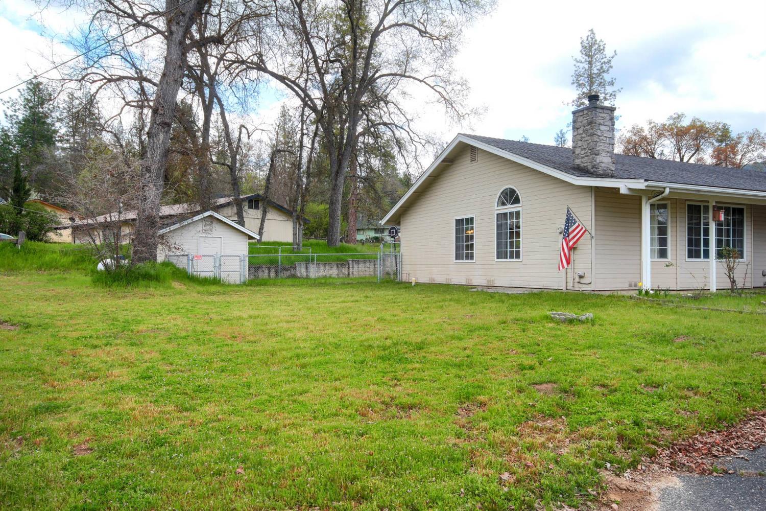 39875 Pine Ridge Way Oakhurst, CA 93644 - Photo 40 of 40 Gallery Image 40
