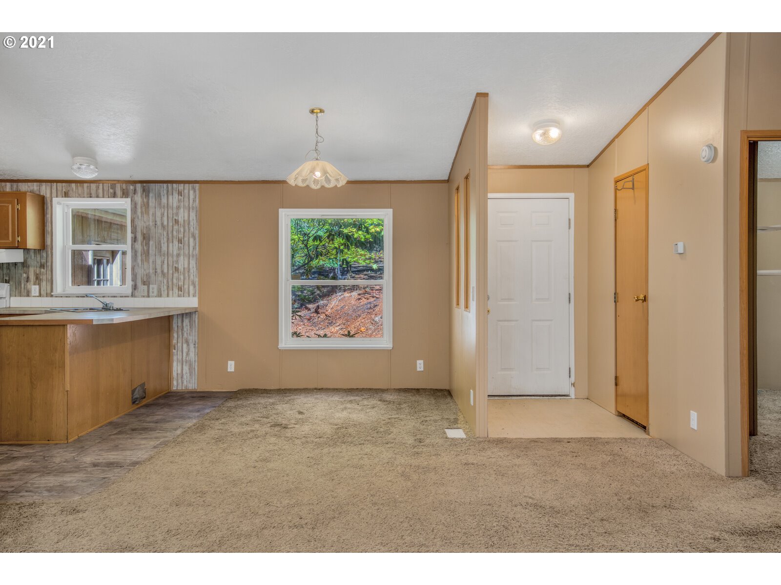 17241 Oakdale Road Dallas, OR 97338 - Photo 16 of 32 a view of an empty room with a window