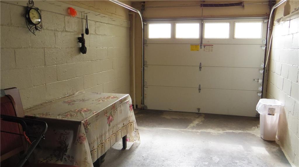 1203 Varner Road Pittsburgh, PA 15227 - Photo 23 of 24 Garage