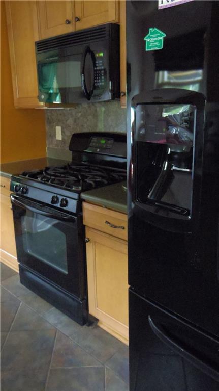 1203 Varner Road Pittsburgh, PA 15227 - Photo 10 of 24 Gallery Image 10