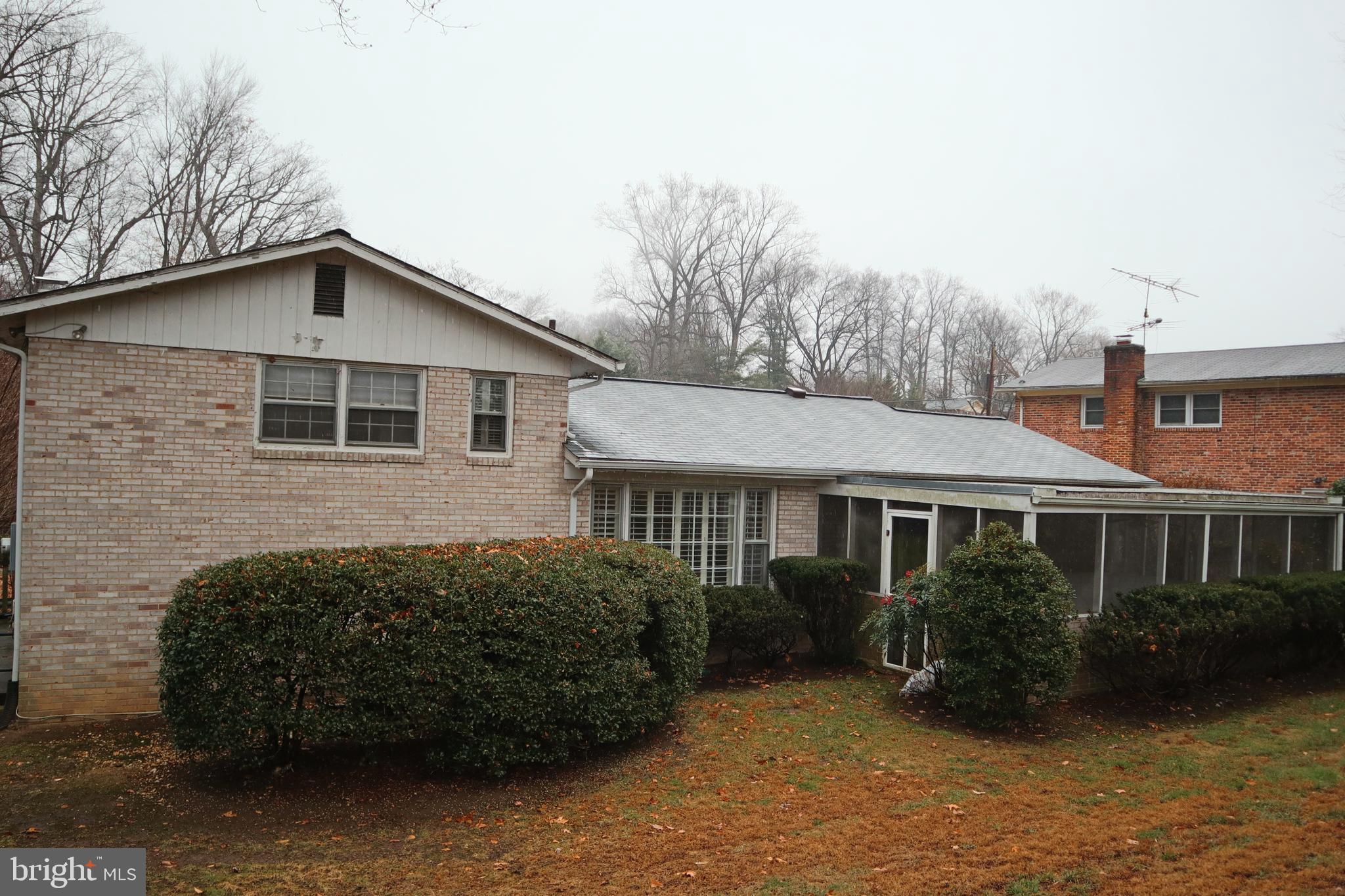 1003 Robroy Drive Silver Spring, MD 20903 - Photo 16 of 18 Exterior Rear