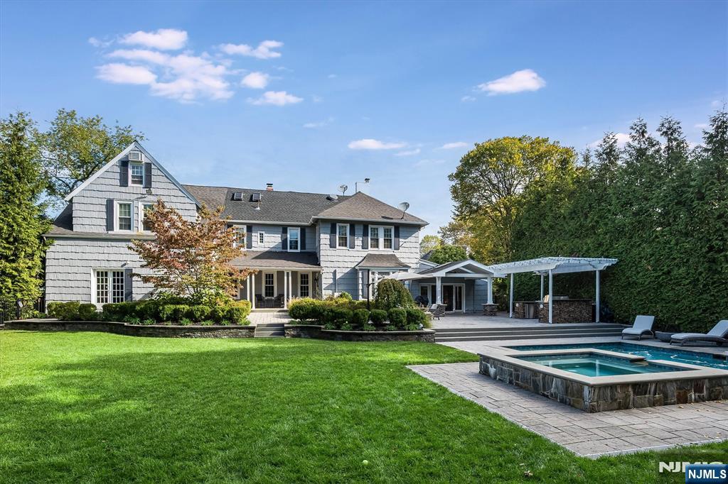 771 Valley Road Montclair, NJ 07043 - Photo 28 of 36
