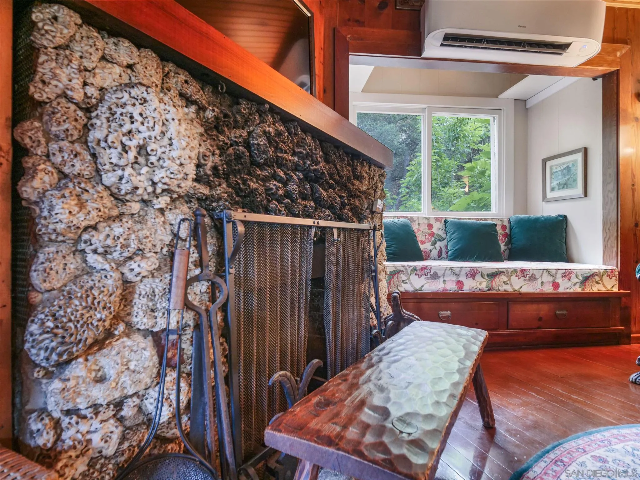 1102 Nicola Ranch Road Fallbrook, CA 92028 - Photo 18 of 63 a living room with a couch and a table