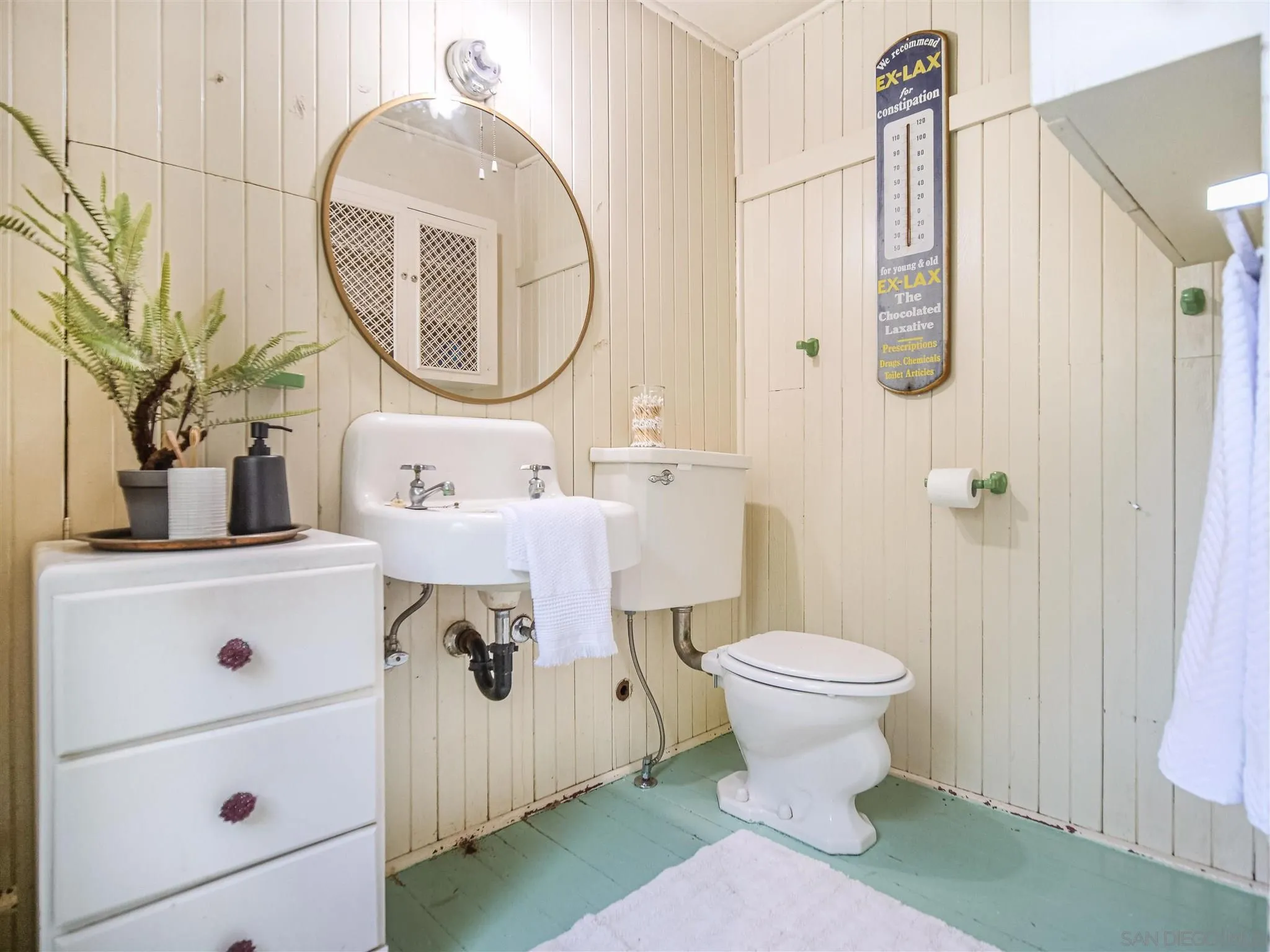 1102 Nicola Ranch Road Fallbrook, CA 92028 - Photo 36 of 63 a bathroom with a sink toilet and a mirror