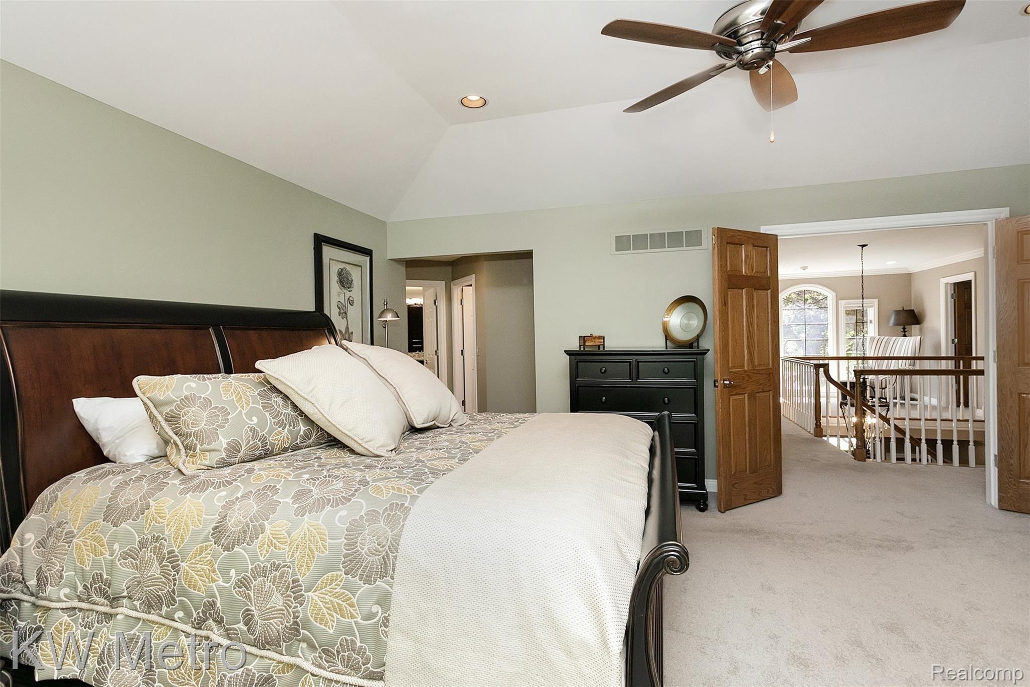 1611 Wakefield Court Rochester, MI 48306 - Photo 34 of 59 Wakefield-33.jpg