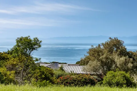 $3,750,000 | 3324 Campanil Drive, Santa Barbara, CA 93109