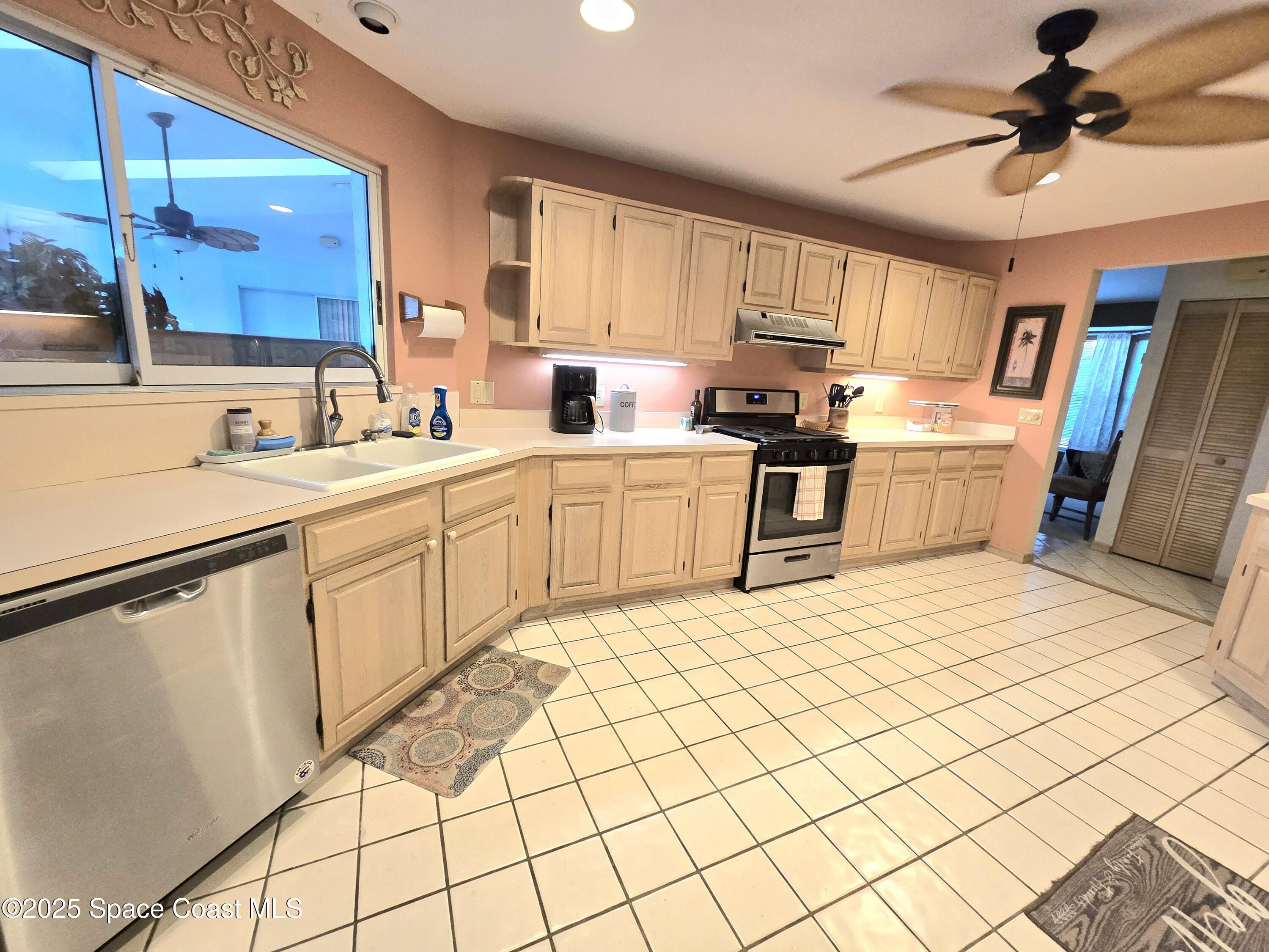 1263 Silver Lake Drive Melbourne, FL 32940 - Photo 6 of 21 20250313_090902