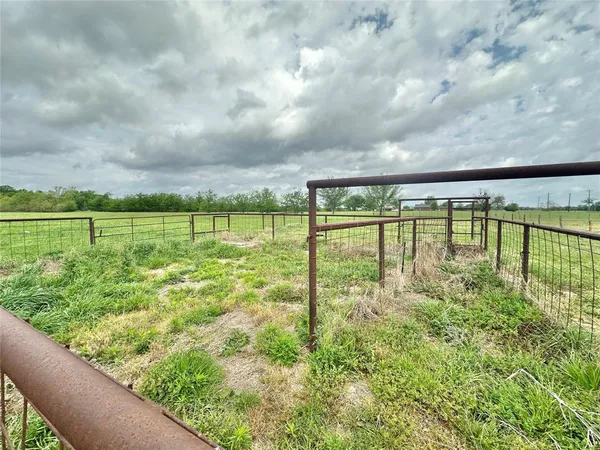 $390,000 | 430 County Road 3311, Sulphur Springs, TX 75482