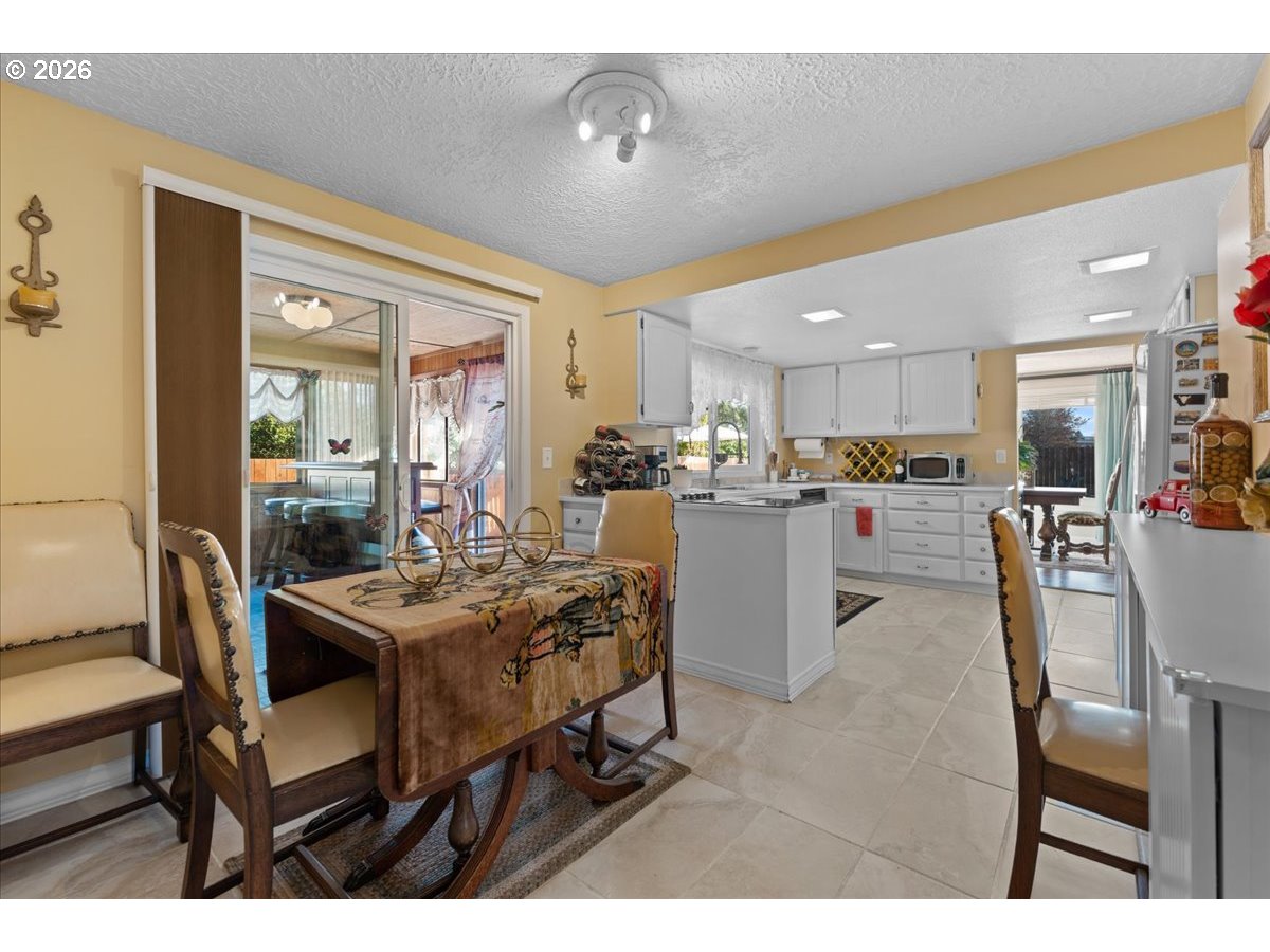 15905 Northeast 33rd Avenue Ridgefield, WA 98642 - Photo 11 of 48