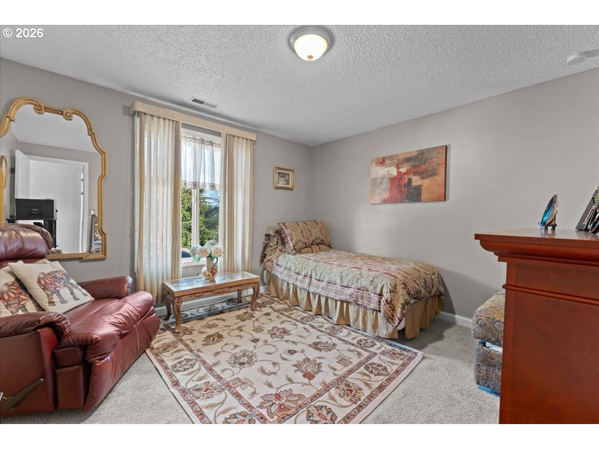 15905 Northeast 33rd Avenue Ridgefield, WA 98642 - Photo 17 of 48