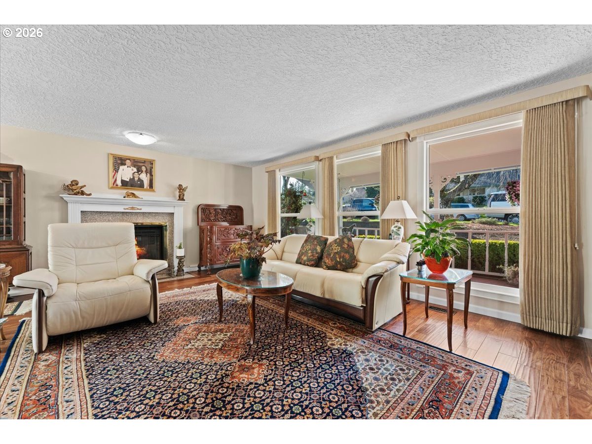 15905 Northeast 33rd Avenue Ridgefield, WA 98642 - Photo 6 of 48