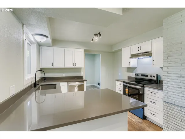 $475,000 | 1124 Northeast 172nd Avenue, Gresham, OR 97230