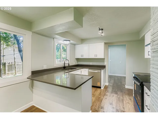 $475,000 | 1124 Northeast 172nd Avenue, Gresham, OR 97230