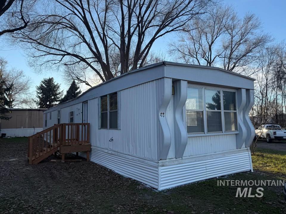 15881 Purple Sage Road, Unit 48 Caldwell, ID 83607 - Photo 3 of 17 View of side of home