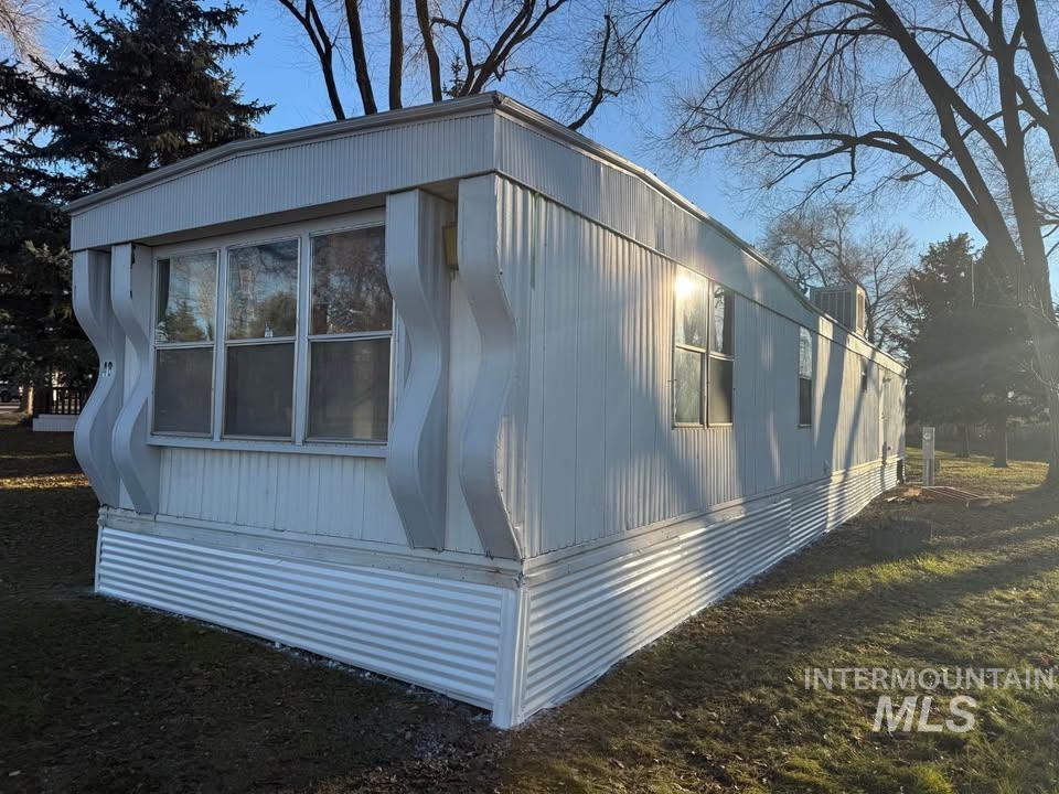 15881 Purple Sage Road, Unit 48 Caldwell, ID 83607 - Photo 4 of 17 View of side of property