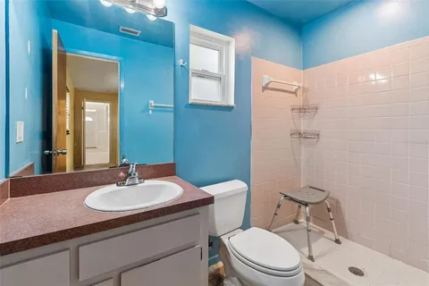 $299,900 | 8445 North River Dune Street, Tampa, FL 33617