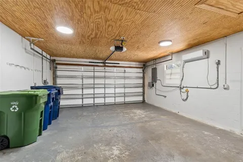 $299,900 | 8445 North River Dune Street, Tampa, FL 33617