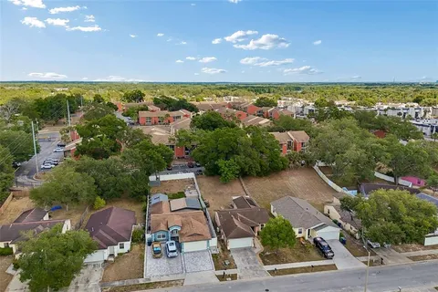 $299,900 | 8445 North River Dune Street, Tampa, FL 33617