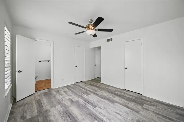 $574,999 | 2335 West Rosedale Street South, Fort Worth, TX 76110