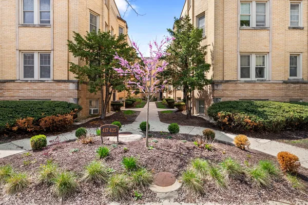 $120,000 | 417 Wisconsin Avenue, Unit GN, Oak Park, IL 60302