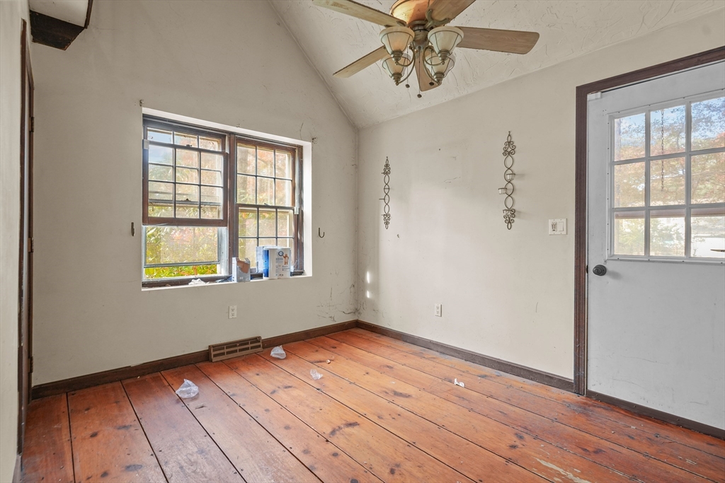 11 14th Avenue Wareham, MA 02571 - Photo 12 of 31