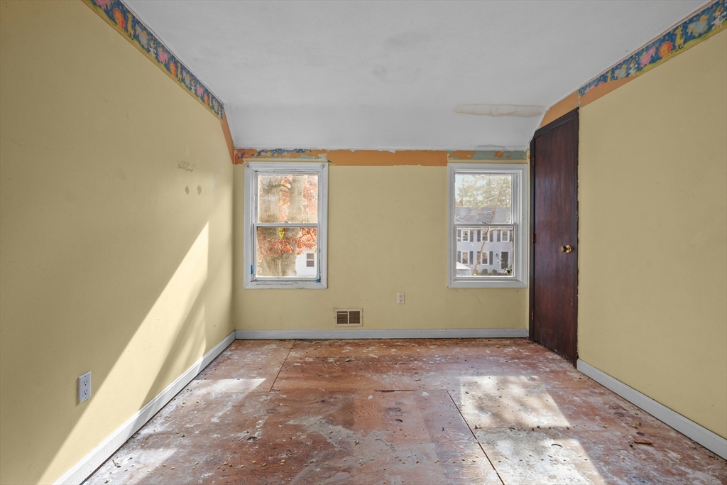 11 14th Avenue Wareham, MA 02571 - Photo 17 of 31