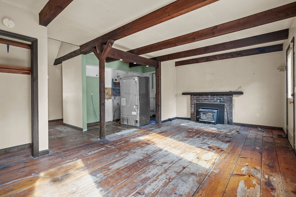 11 14th Avenue Wareham, MA 02571 - Photo 2 of 31