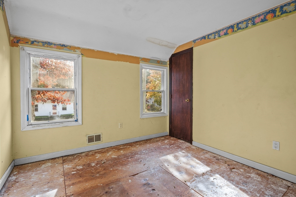 11 14th Avenue Wareham, MA 02571 - Photo 21 of 31