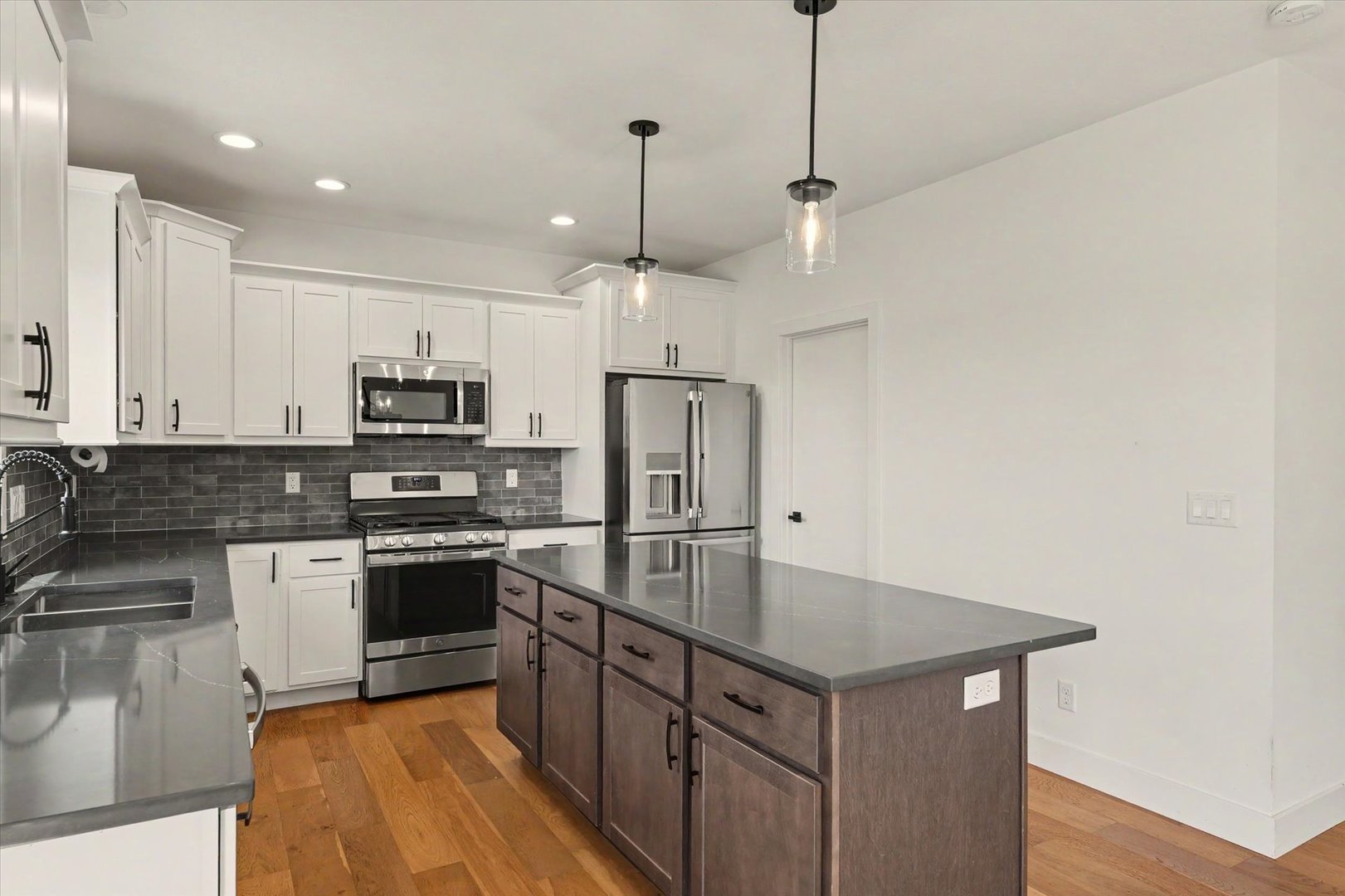 301 Sutton Street Savoy, IL 61874 - Photo 18 of 68