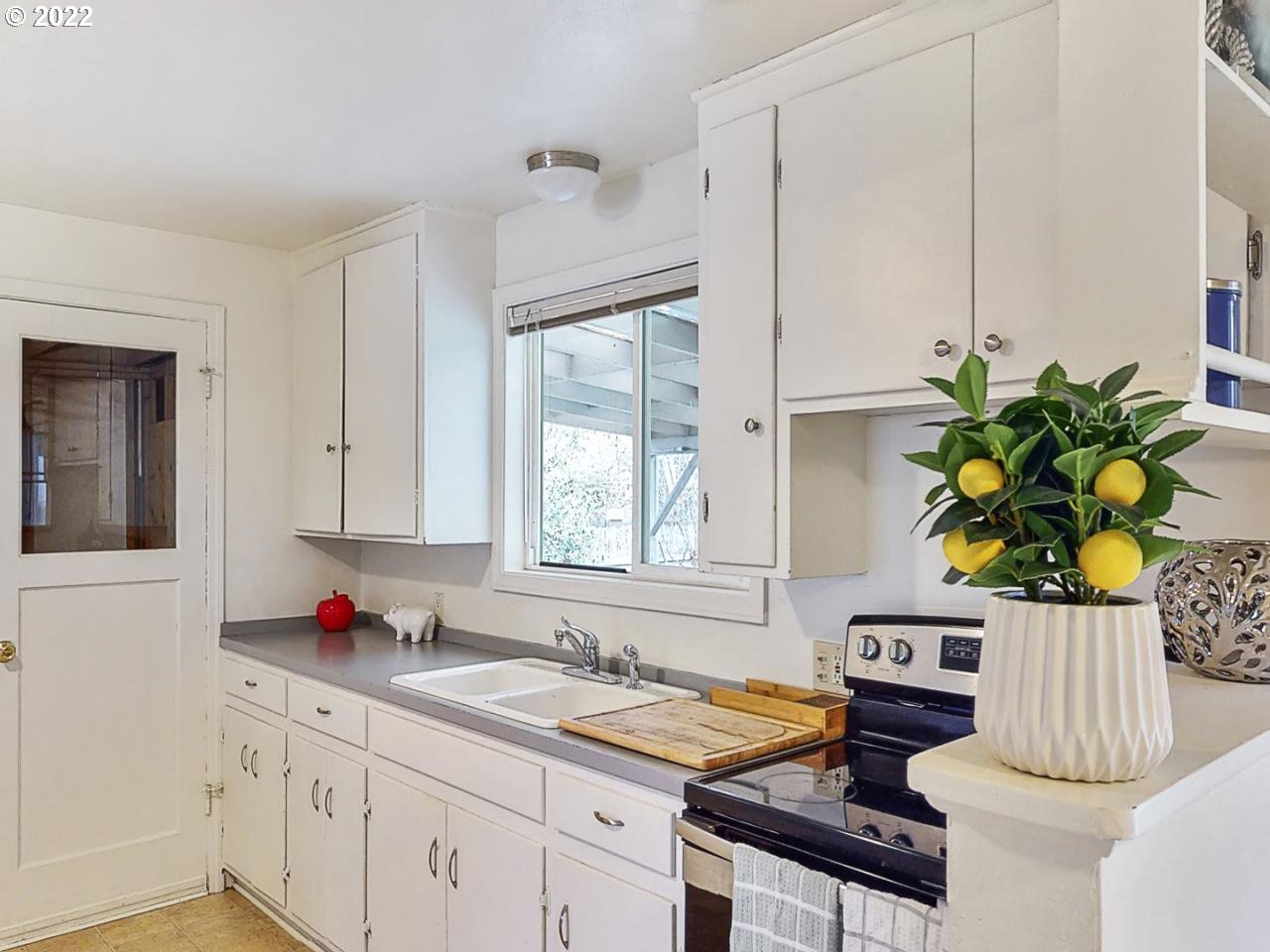 199 Ruby Avenue Eugene, OR 97404 - Photo 13 of 32 Gallery Image 13
