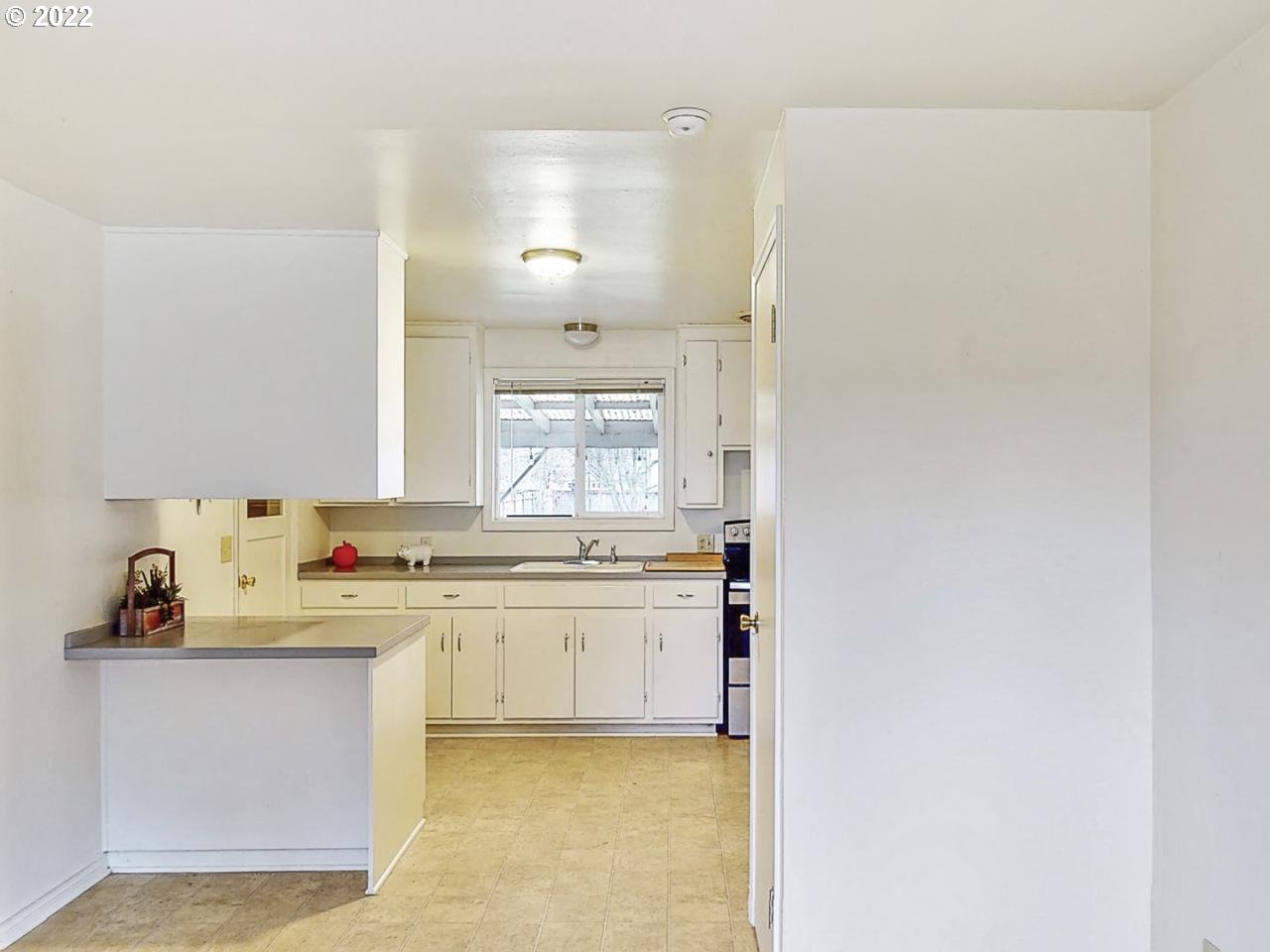 199 Ruby Avenue Eugene, OR 97404 - Photo 15 of 32 Gallery Image 15