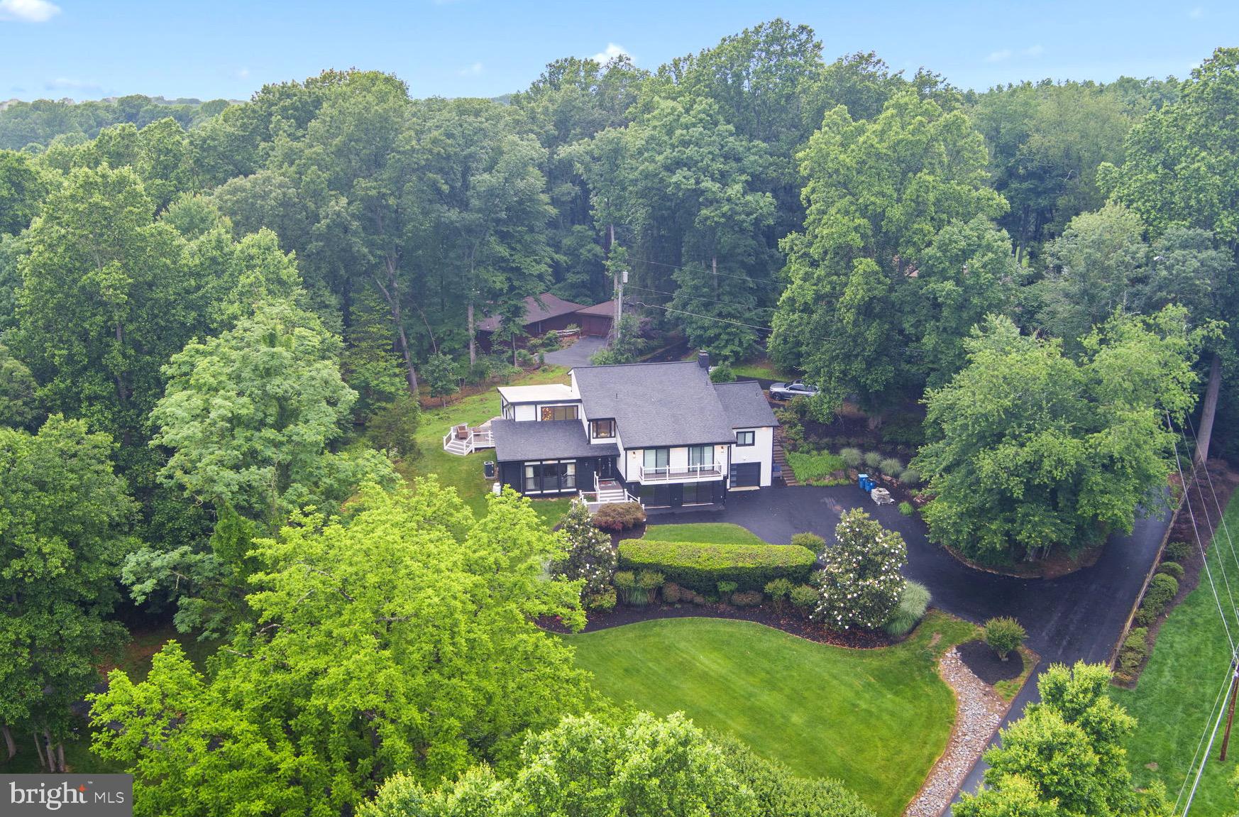 1044 Bellview Road McLean, VA 22102 - Photo 12 of 105