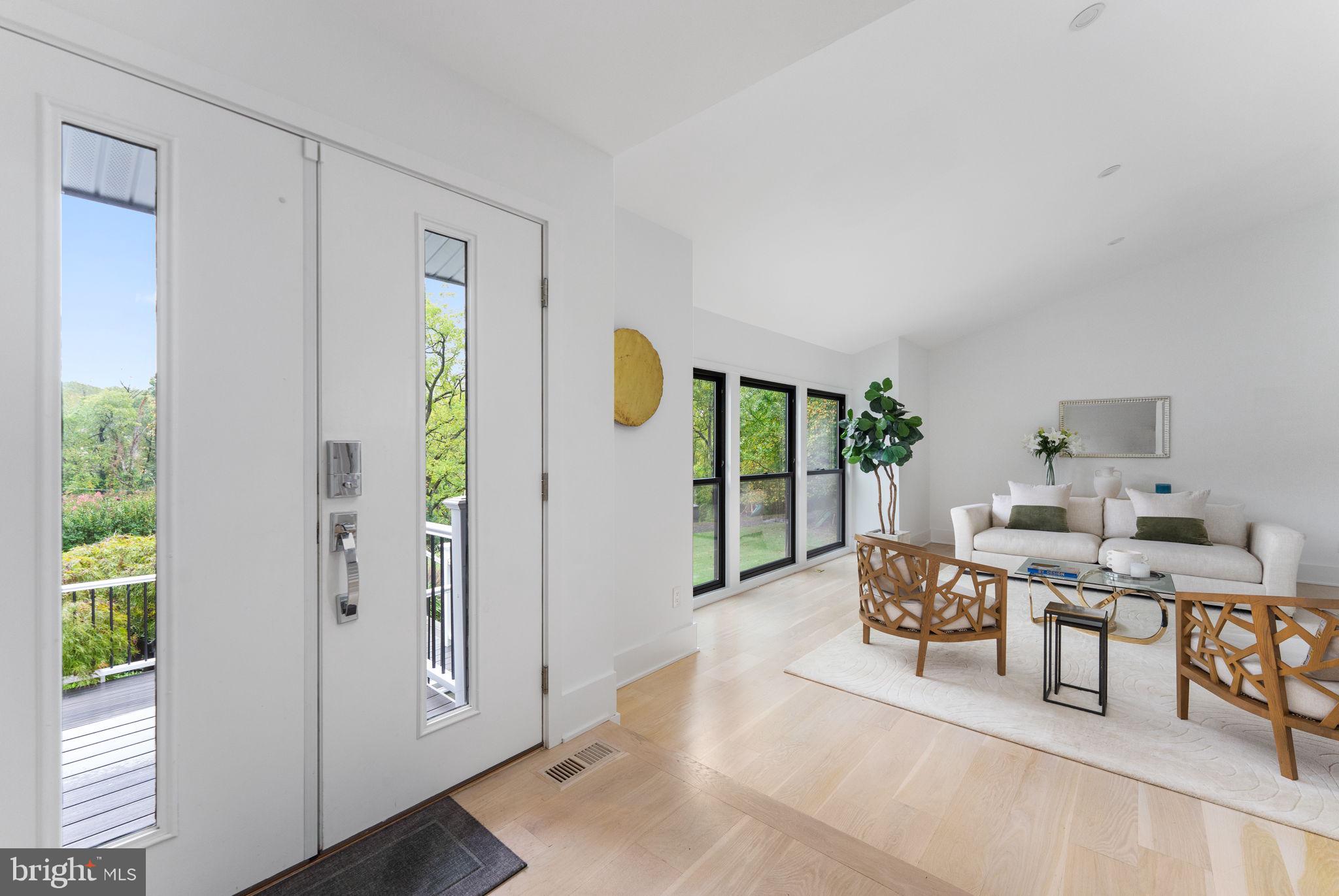 1044 Bellview Road McLean, VA 22102 - Photo 17 of 105