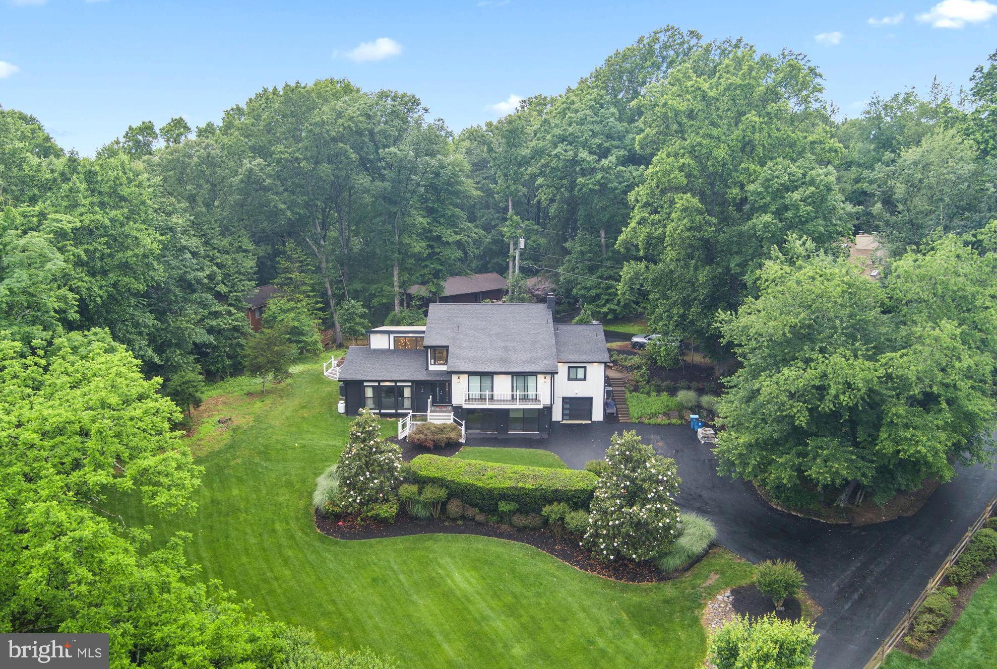 1044 Bellview Road McLean, VA 22102 - Photo 4 of 105