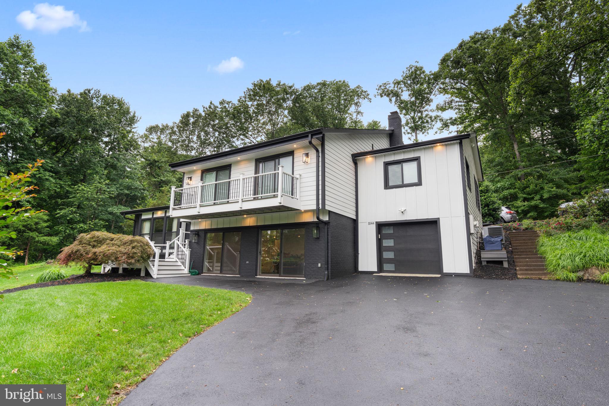 1044 Bellview Road McLean, VA 22102 - Photo 9 of 105