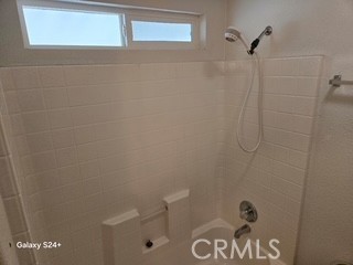 195 Tierra Rejada Road, Unit 29 Simi Valley, CA 93065 - Photo 31 of 33 a bathroom with a shower