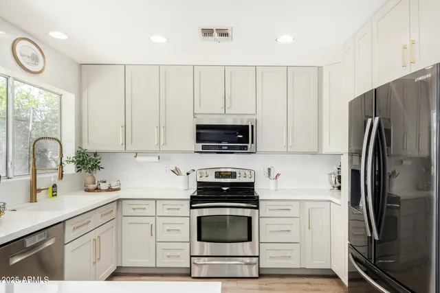 $549,900 | 5855 East Hopi Circle, Mesa, AZ 85206